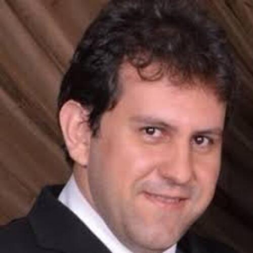 Professor Marcio Bueno